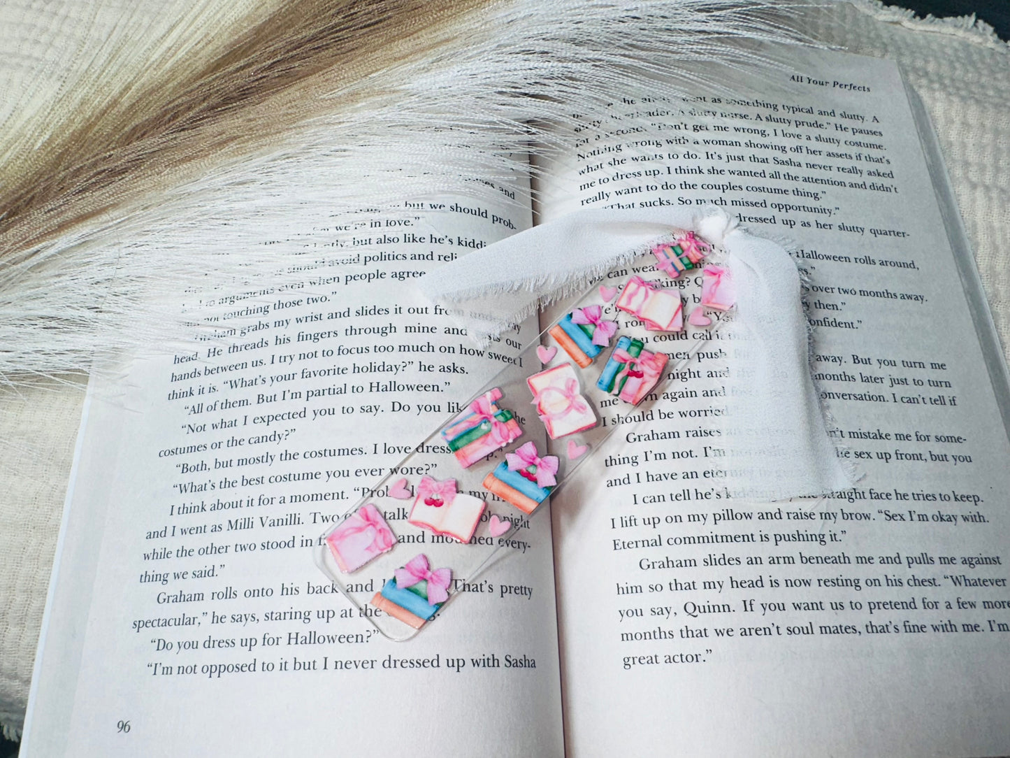 Books & Bows Bookmark