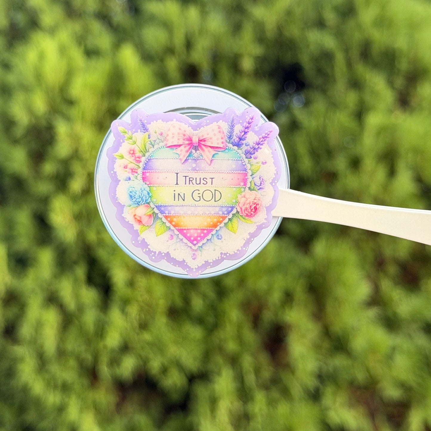 Trust in God Magnetic E-Reader/Phone Grip