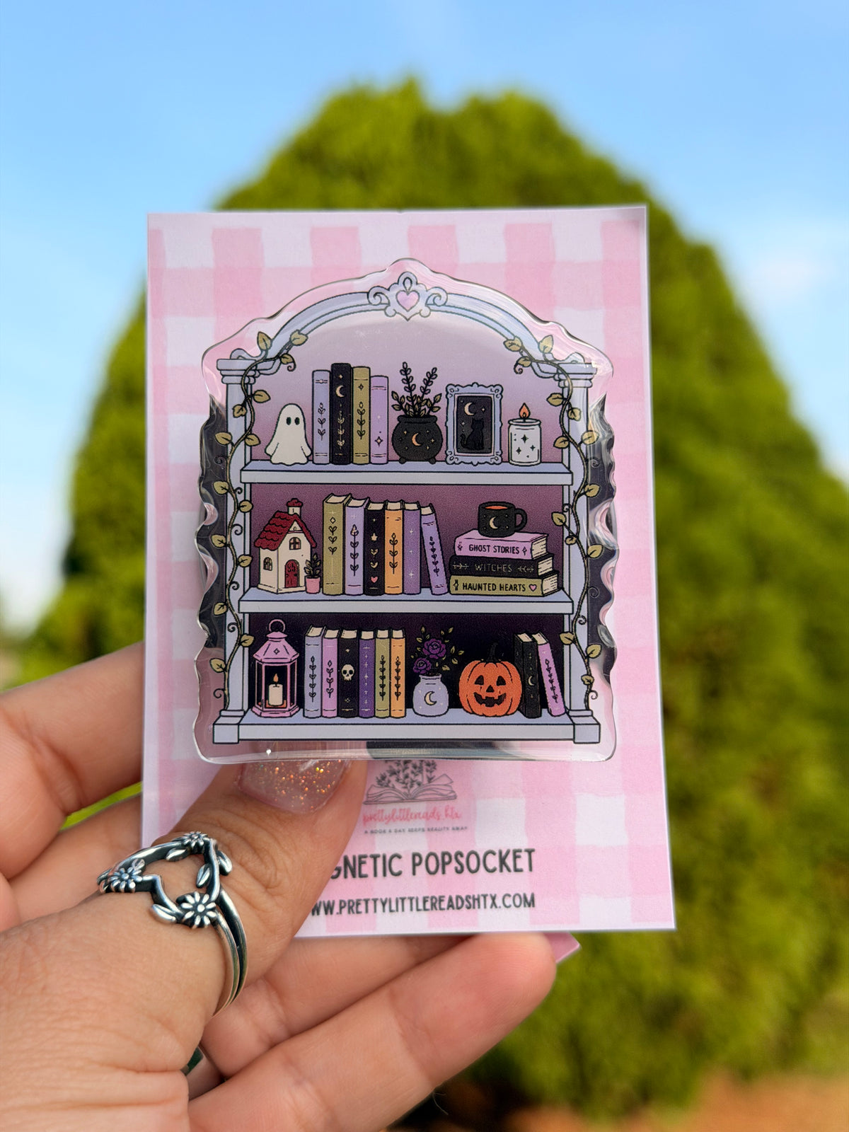 Spooky Bookshelf Magnetic Popsocket
