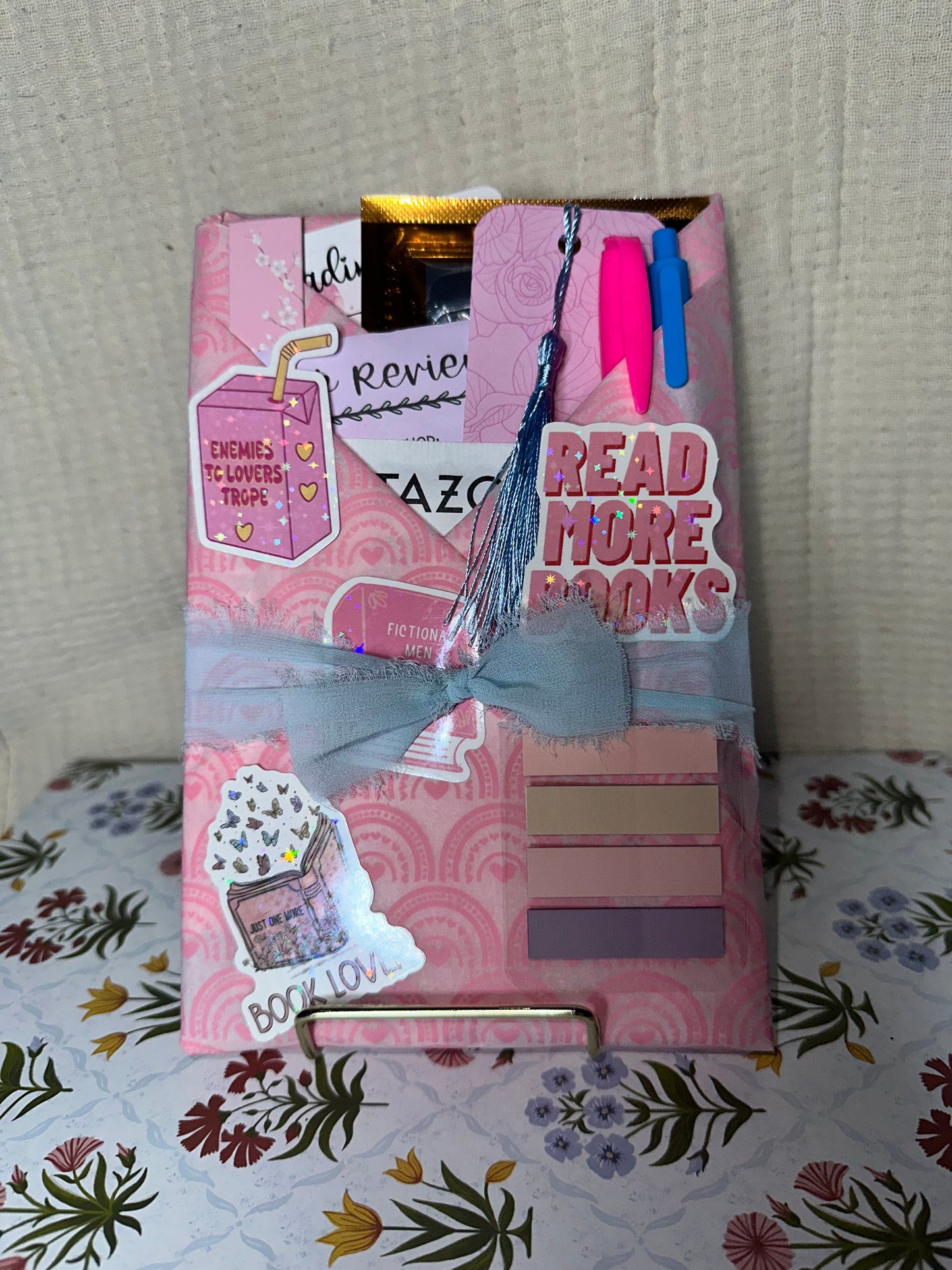 Romance Mystery Book