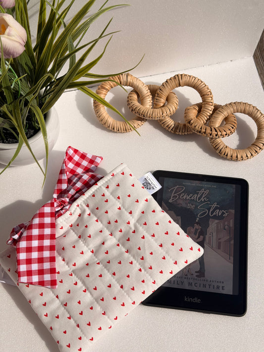 Red Hearts Kindle Sleeve