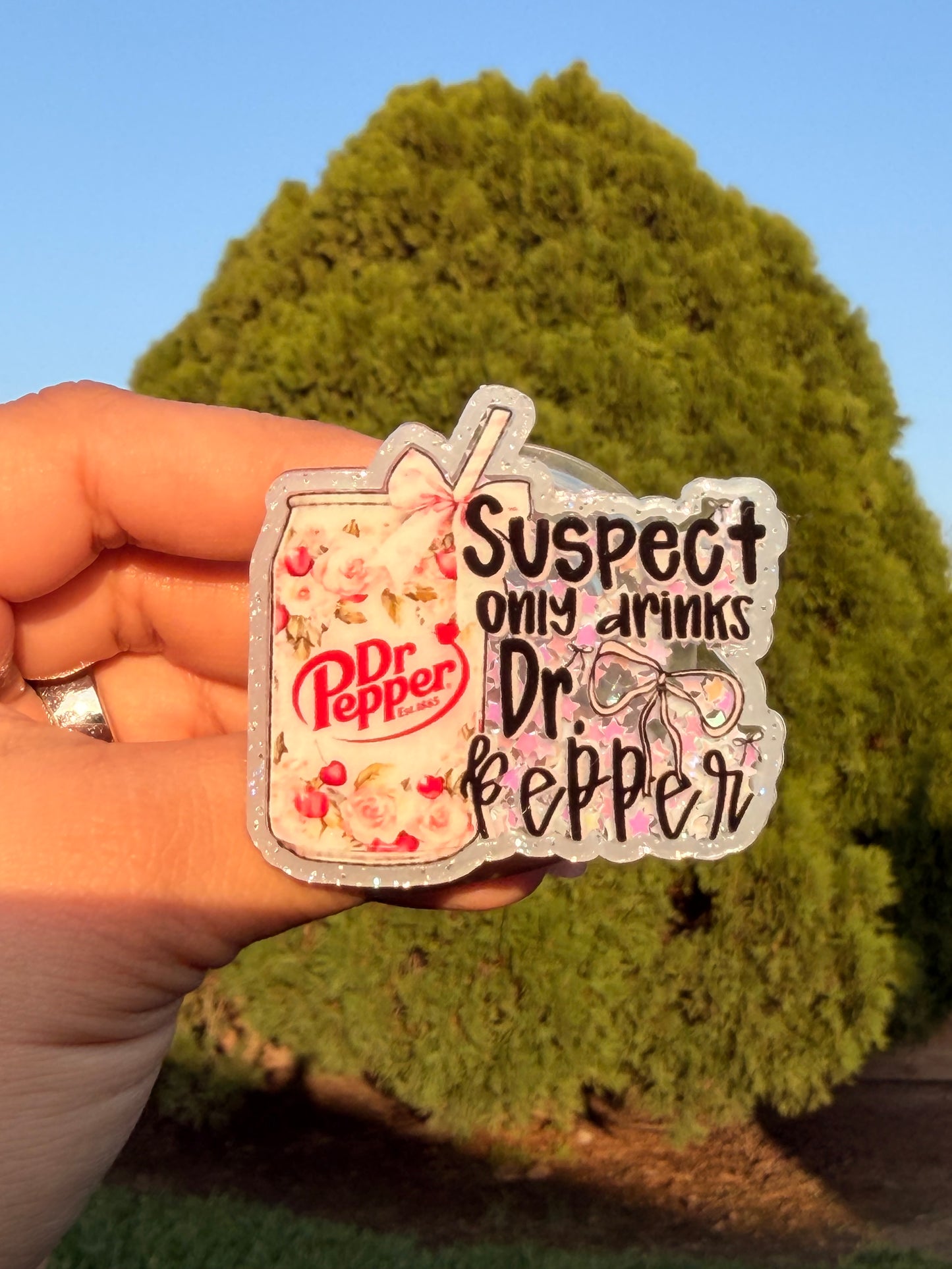 Suspect only drinks Dr Pepper (Shaker) E-Reader/Phone Grip