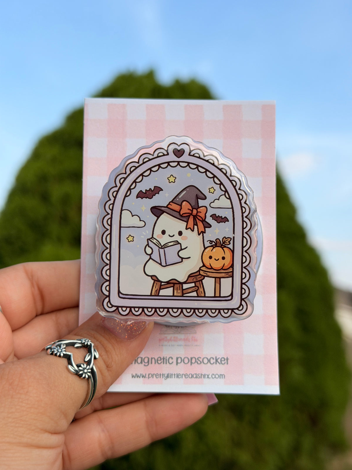 Bookish Ghost Magnetic Popsocket