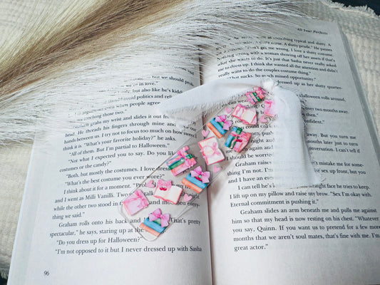 Books & Bows Bookmark