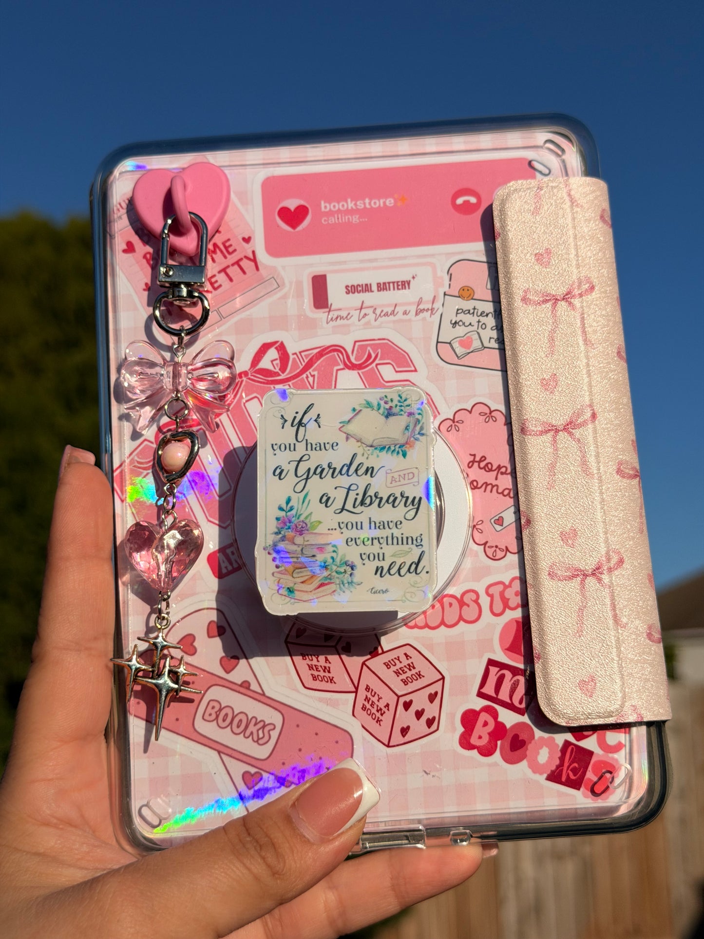 Garden & Library E-Reader/Phone Grip