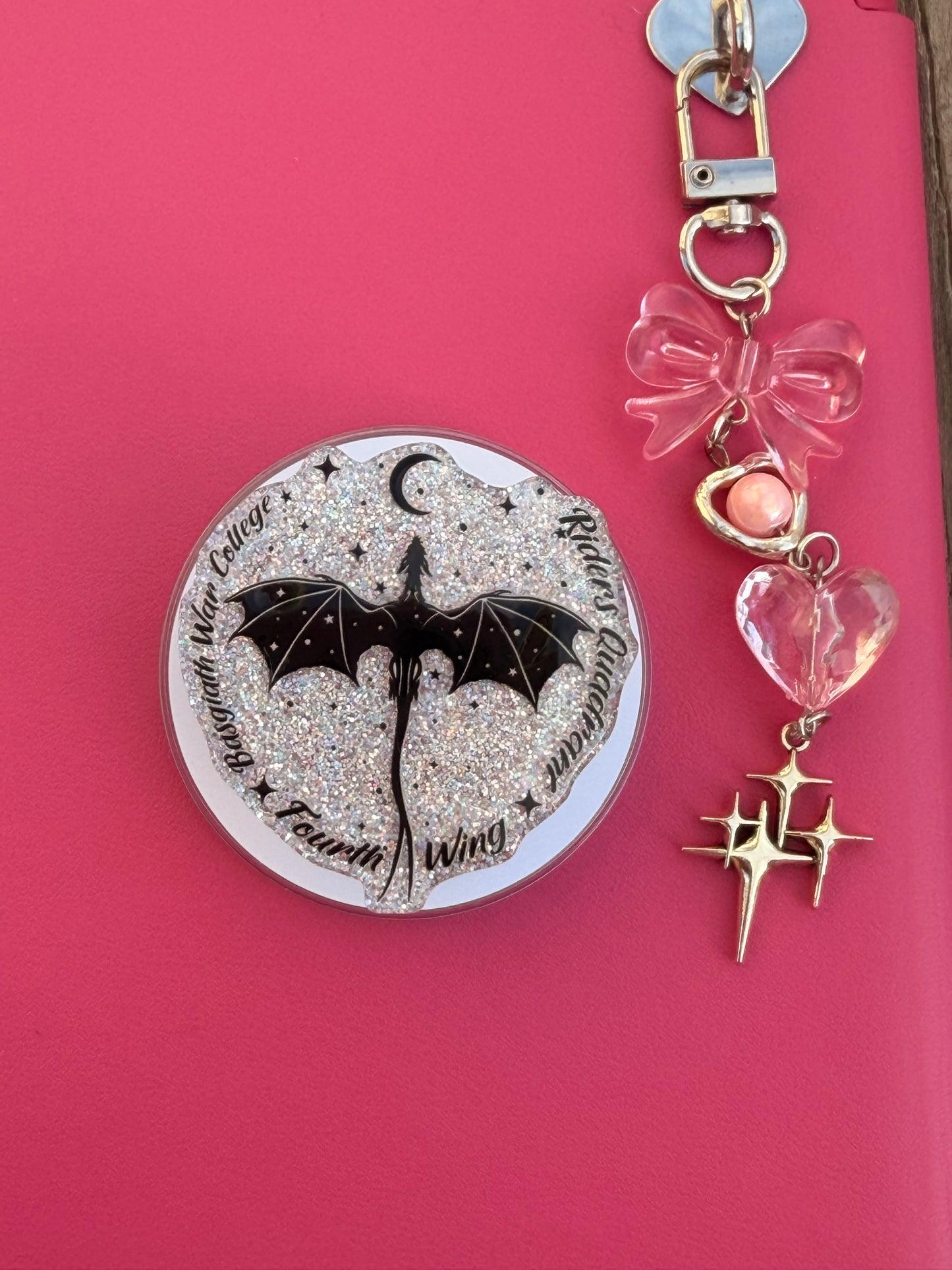 Fourth Wing Magnetic E-Reader/Phone Grip