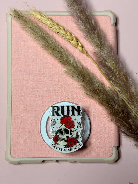 Run Little Mouse Magnetic E-Reader/Phone Grip